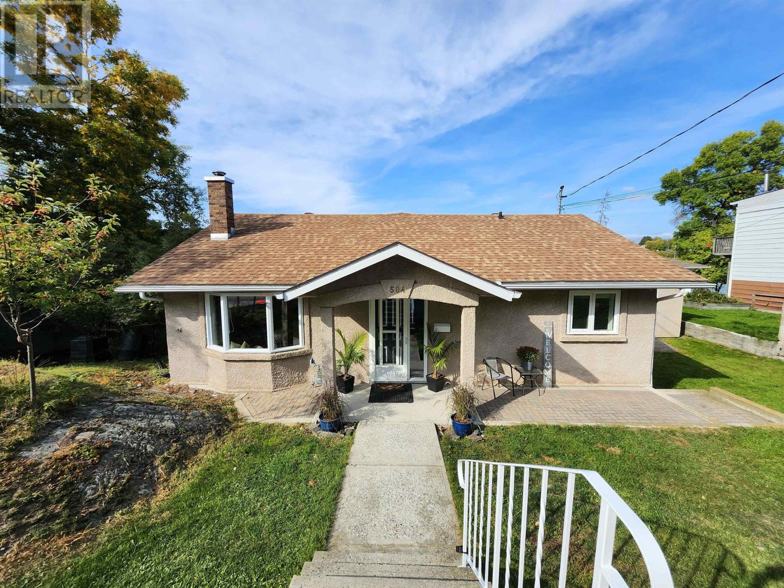 504 Front Street, Kenora, Ontario