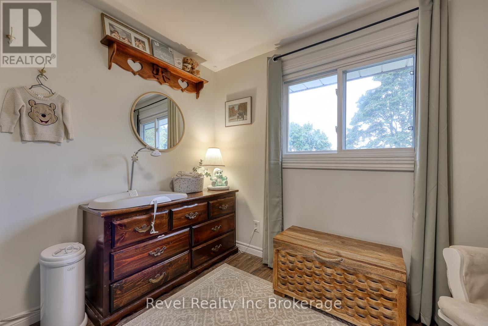 1011b Vanier Avenue, Woodstock, Ontario  N4S 4K5 - Photo 25 - X12471587