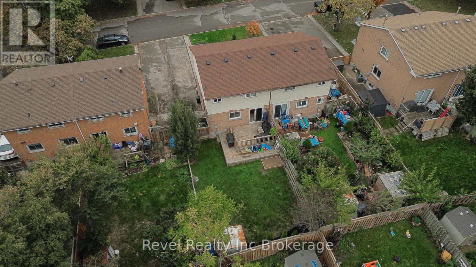 1011b Vanier Avenue, Woodstock, Ontario  N4S 4K5 - Photo 37 - X12471587