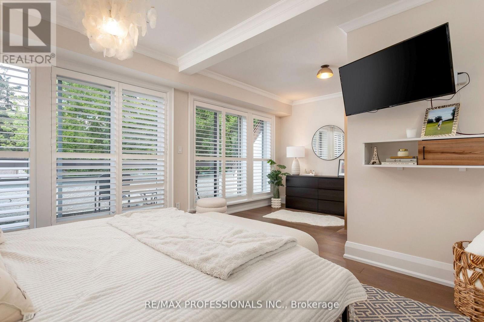 304 - 71 Old Mill Road, Toronto, Ontario  M8X 1G9 - Photo 31 - W12471435