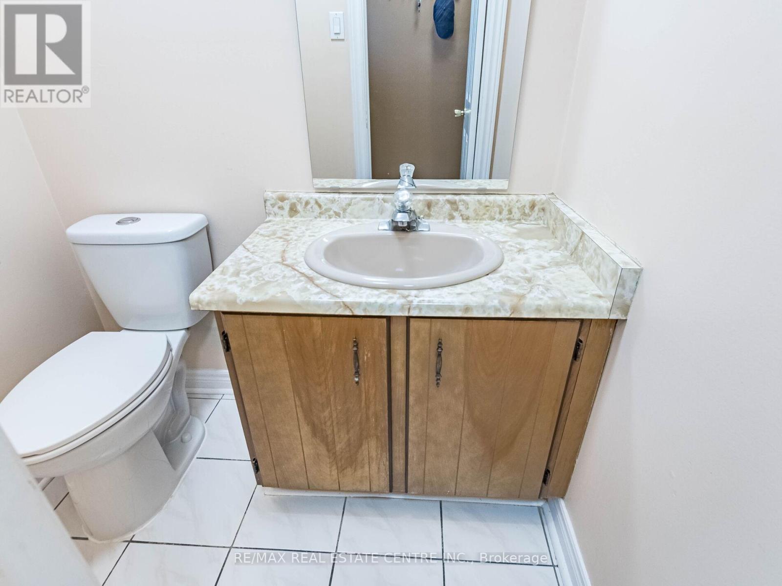 4228 Torino Crescent, Mississauga, Ontario  L4W 3T5 - Photo 24 - W12471443