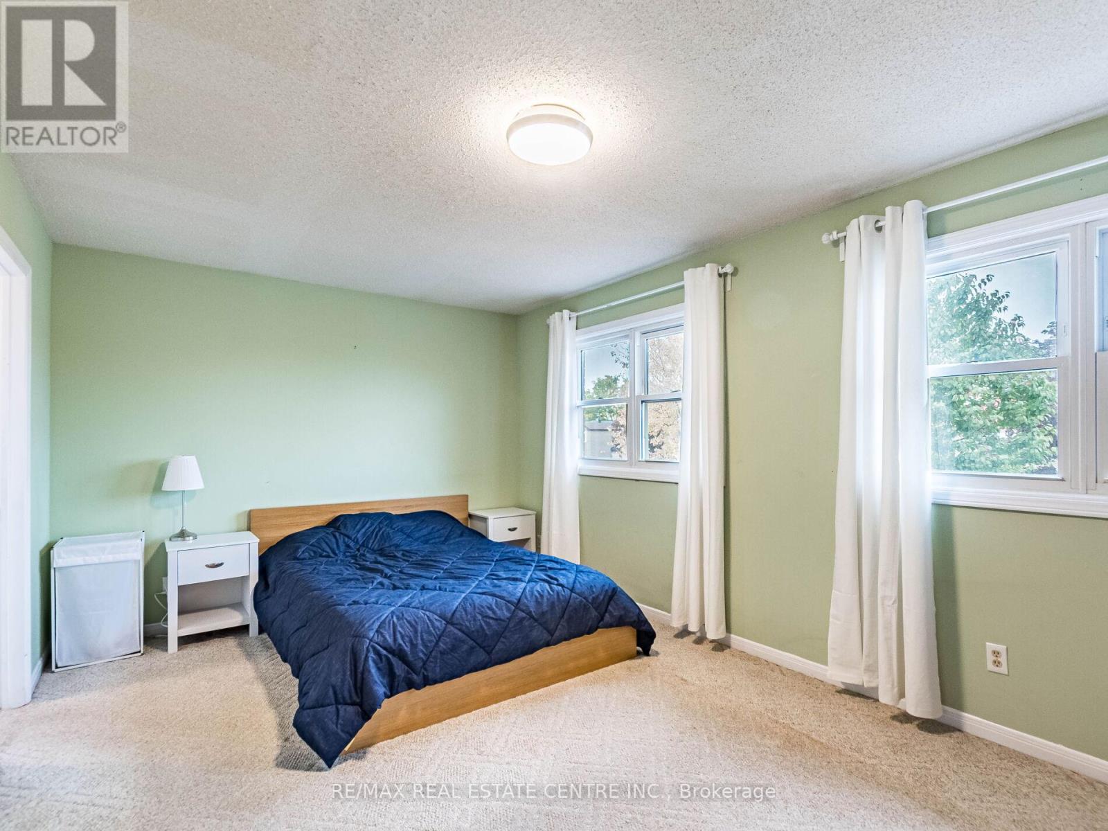 4228 Torino Crescent, Mississauga, Ontario  L4W 3T5 - Photo 28 - W12471443