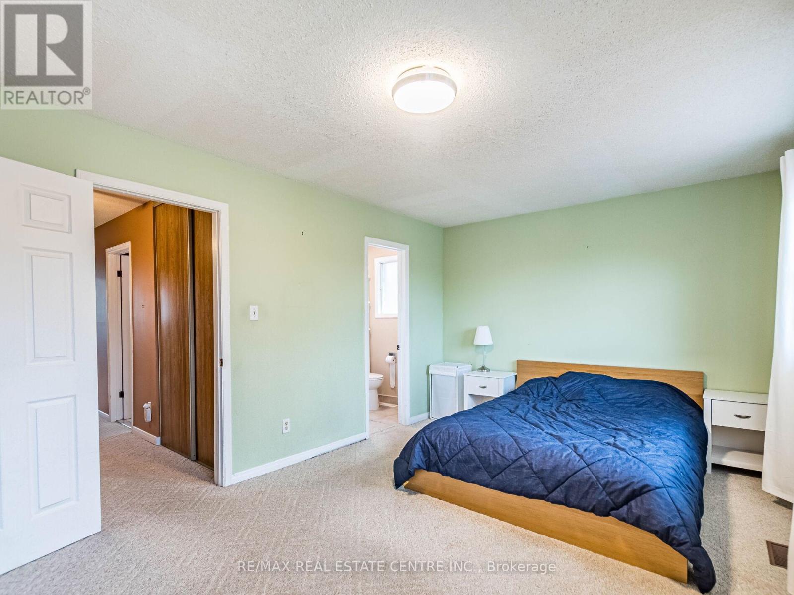 4228 Torino Crescent, Mississauga, Ontario  L4W 3T5 - Photo 29 - W12471443
