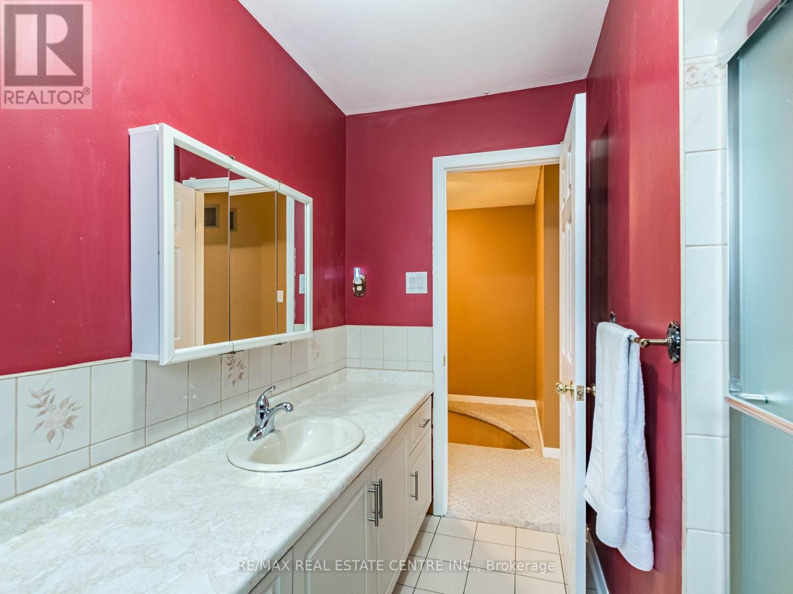 4228 Torino Crescent, Mississauga, Ontario  L4W 3T5 - Photo 37 - W12471443