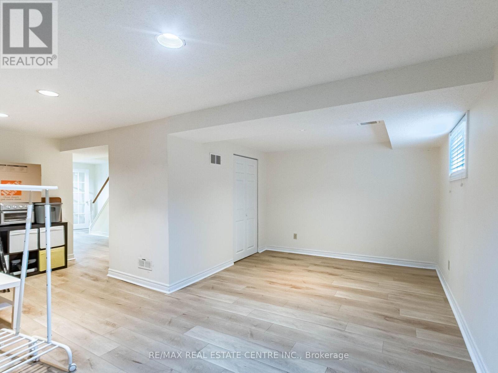 4228 Torino Crescent, Mississauga, Ontario  L4W 3T5 - Photo 41 - W12471443