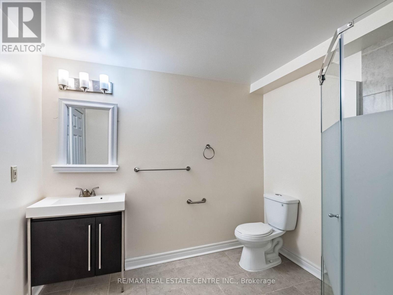4228 Torino Crescent, Mississauga, Ontario  L4W 3T5 - Photo 45 - W12471443