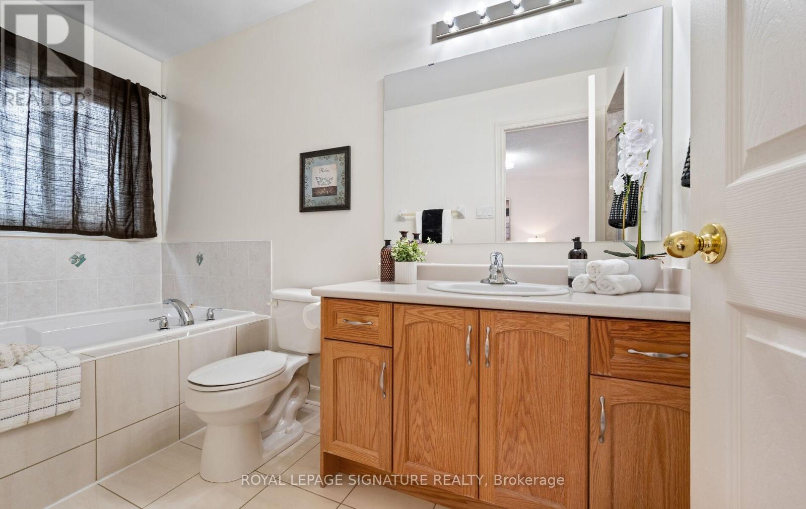 364 Hobbs Crescent, Milton, Ontario  L9T 0J2 - Photo 28 - W12471454