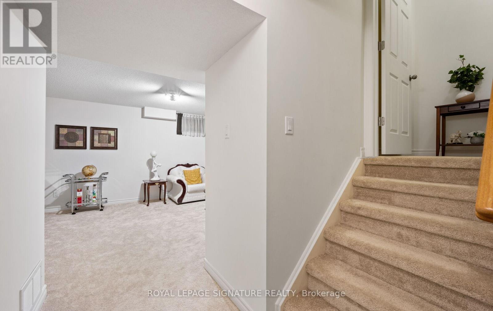 364 Hobbs Crescent, Milton, Ontario  L9T 0J2 - Photo 40 - W12471454