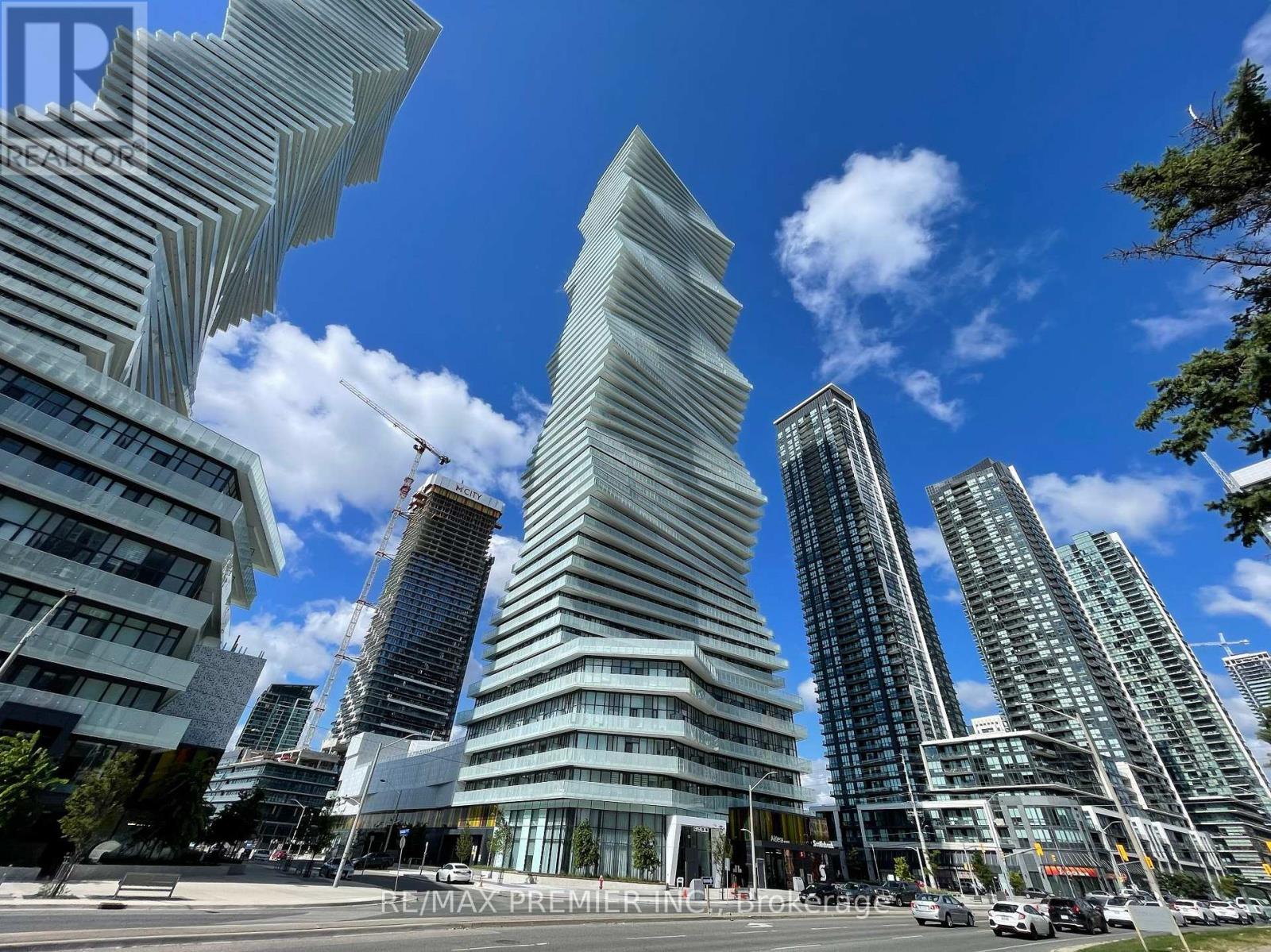 3407 - 3900 CONFEDERATION PARKWAY, Mississauga, Ontario