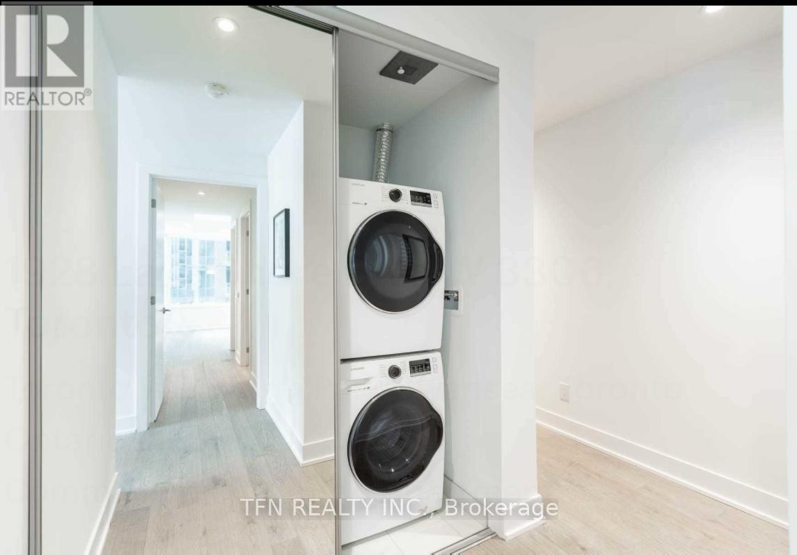 3306 - 1928 Lake Shore Boulevard W, Toronto, Ontario  M6S 0B1 - Photo 7 - W12471494