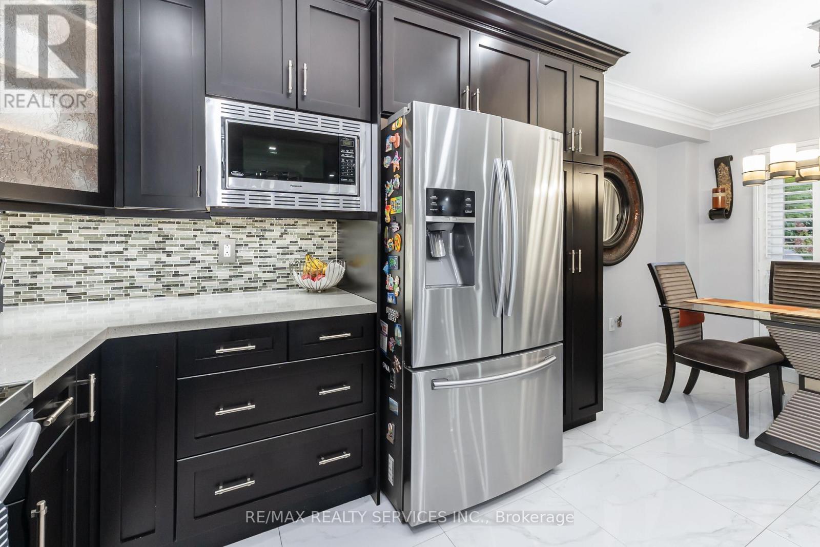 14 Redfinch Way, Brampton, Ontario  L7A 2B3 - Photo 16 - W12471516
