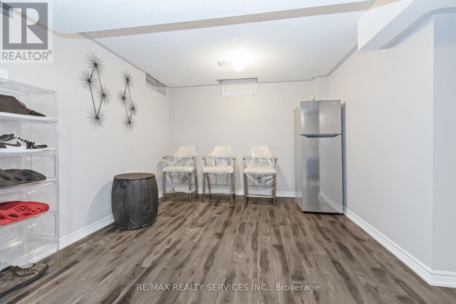 14 Redfinch Way, Brampton, Ontario  L7A 2B3 - Photo 34 - W12471516