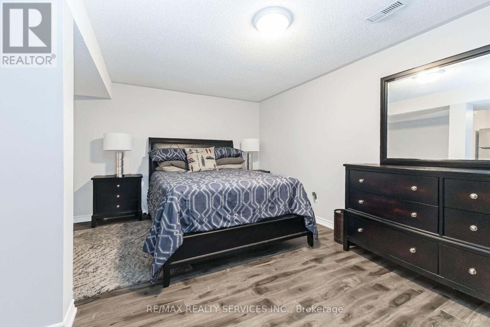 14 Redfinch Way, Brampton, Ontario  L7A 2B3 - Photo 36 - W12471516