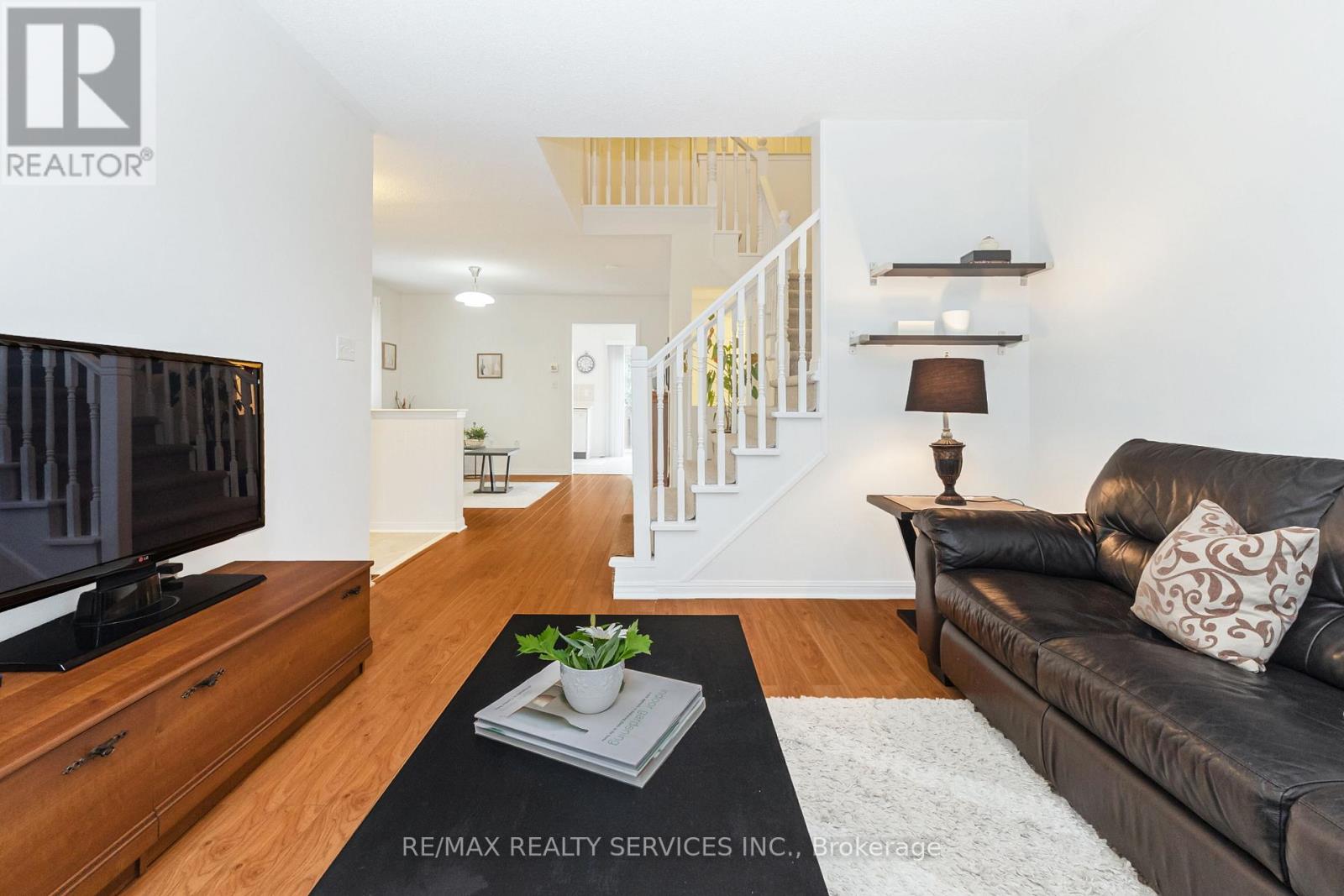 22 Thorpe Crescent, Brampton, Ontario  L7A 1P7 - Photo 10 - W12471525