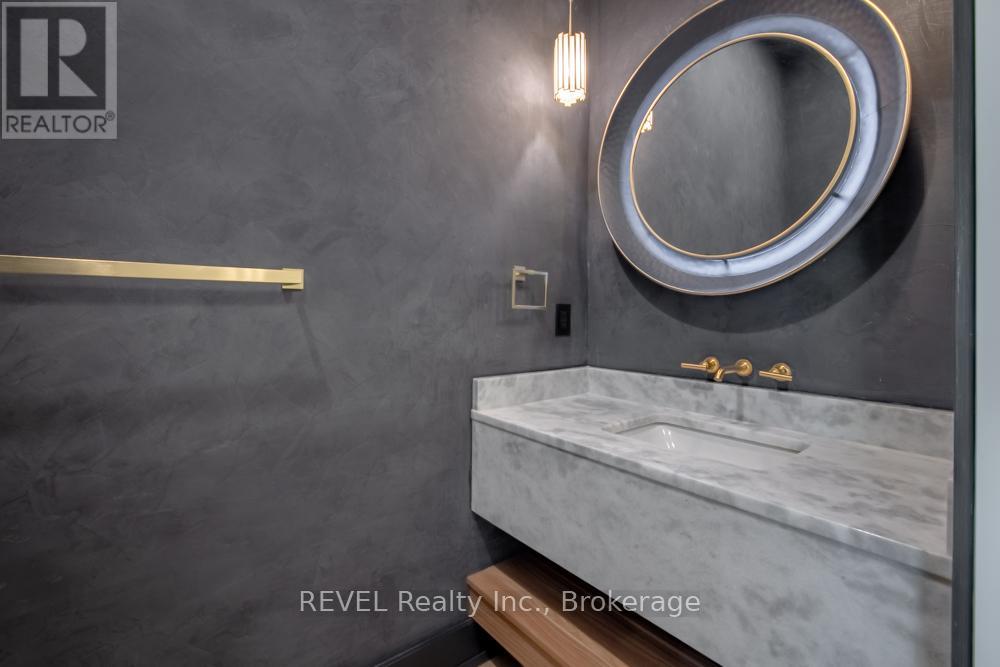 405 - 77 Yates Street, St. Catharines, Ontario  L2R 5R7 - Photo 10 - X12471534