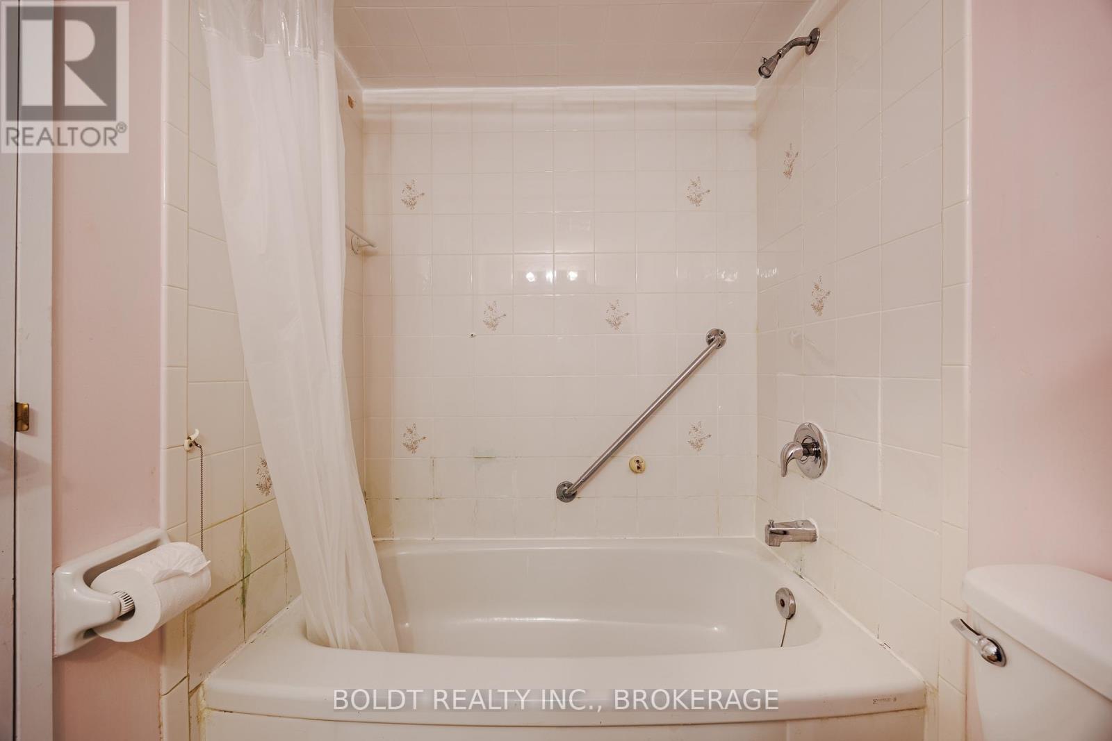 505 - 7 Gale Crescent, St. Catharines, Ontario  L2R 7M8 - Photo 14 - X12471582