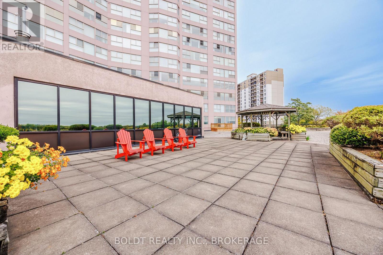 505 - 7 Gale Crescent, St. Catharines, Ontario  L2R 7M8 - Photo 19 - X12471582