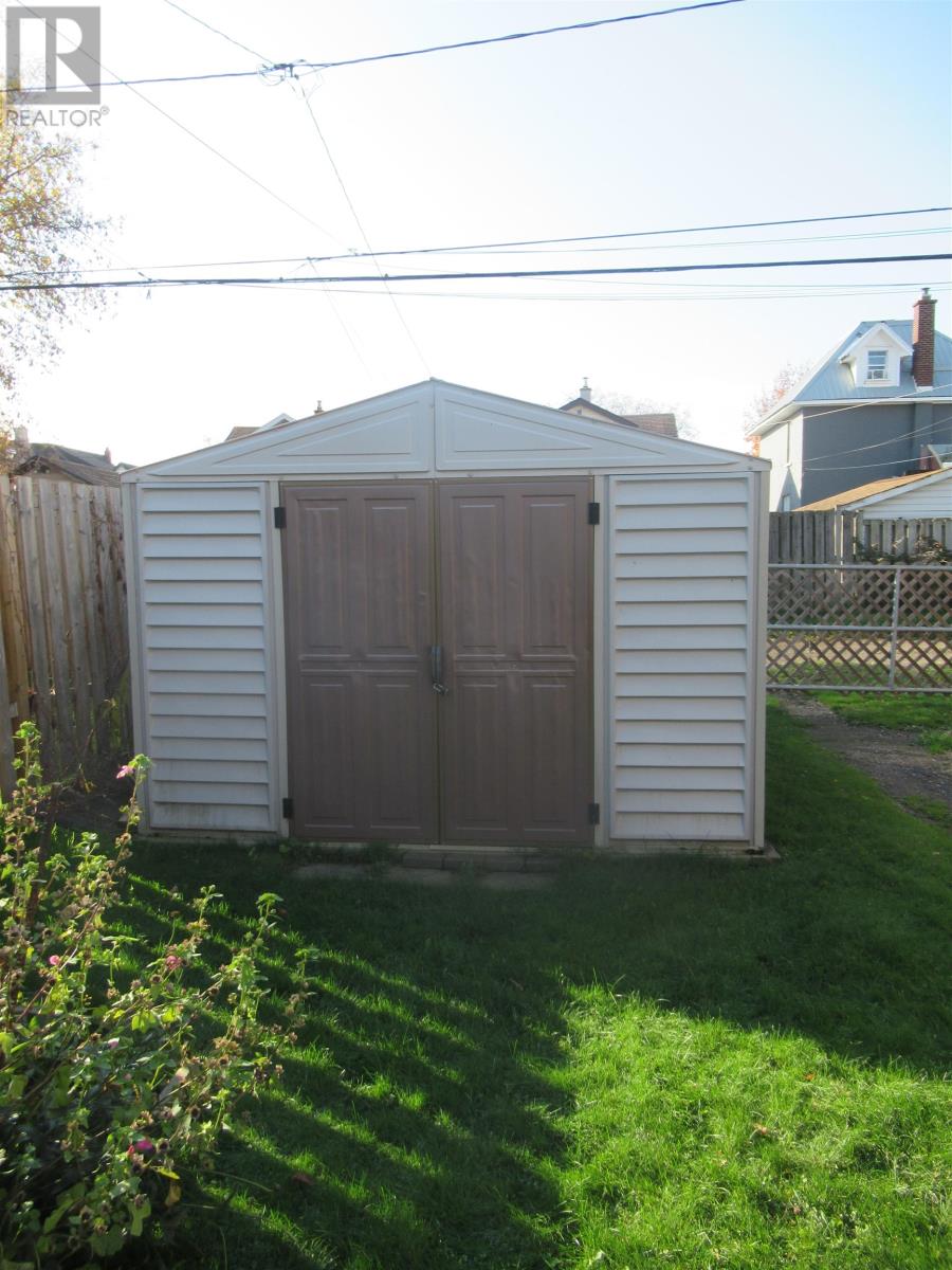 226 Pruden St, Thunder Bay, Ontario  P7C 2J8 - Photo 2 - TB253261