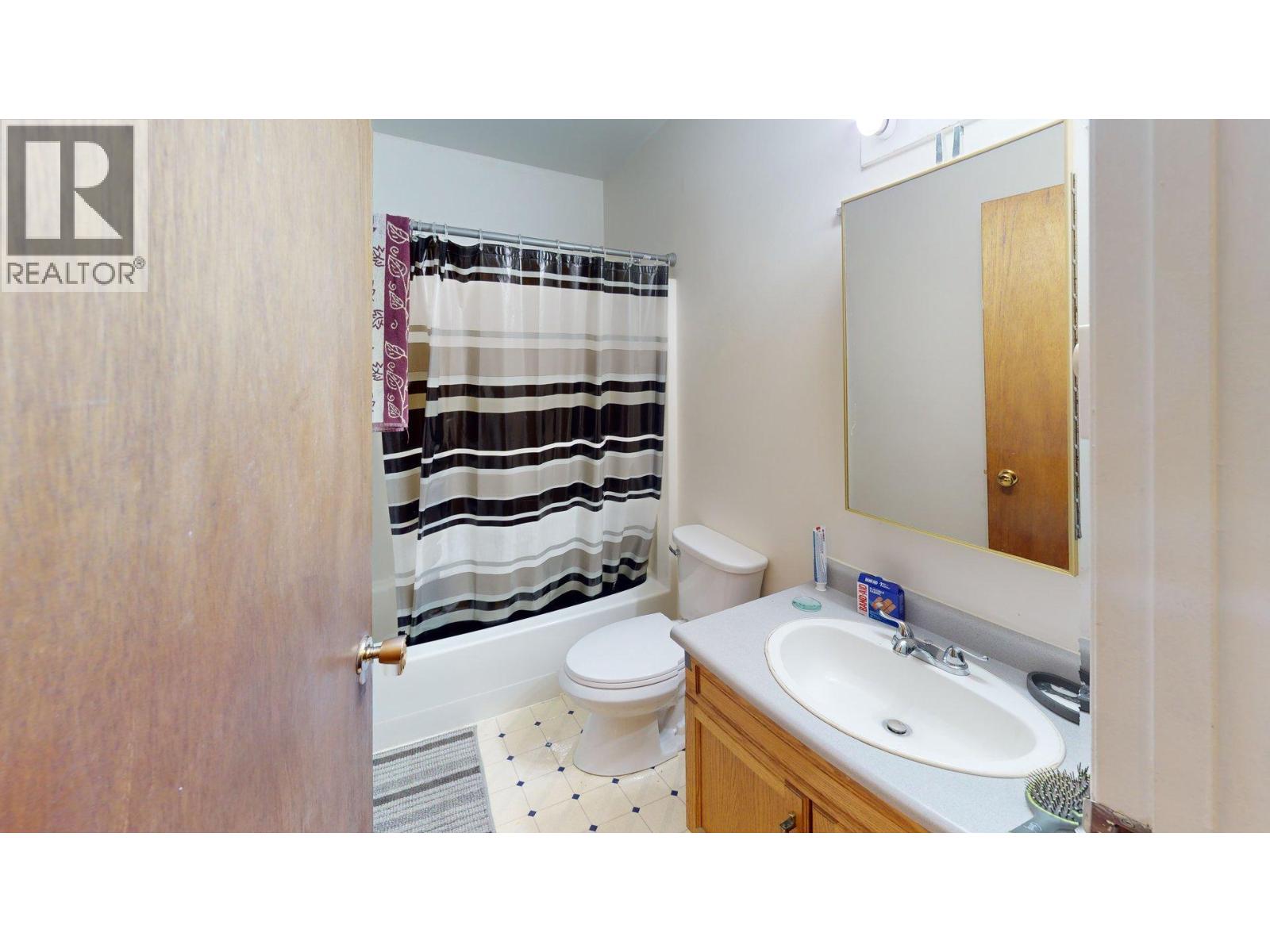 1304 10a Street S, Cranbrook, British Columbia V1C 1T6 - Photo 11 - 10366246