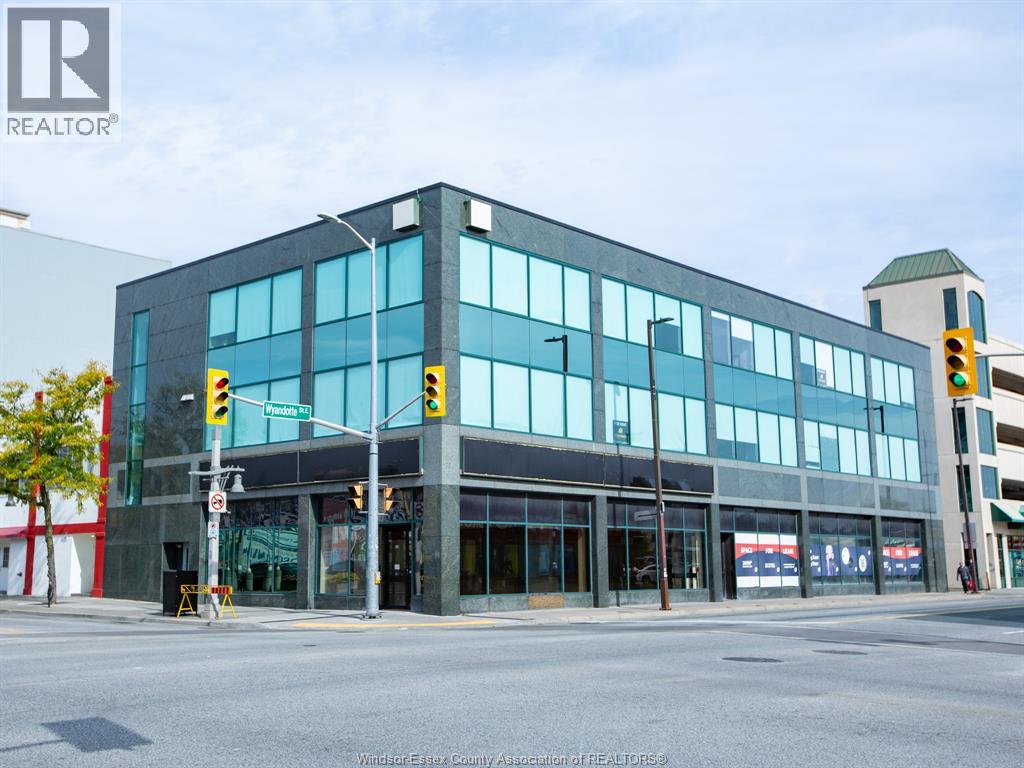 MLS# 25026578: 596 OUELLETTE AVENUE, Windsor, Canada