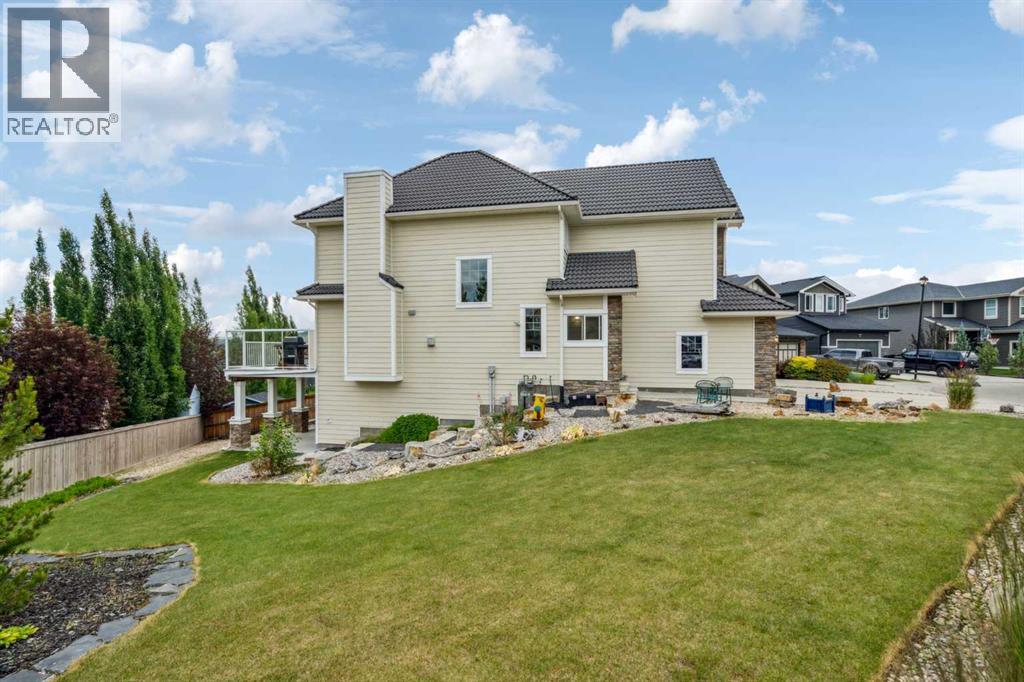 24 Jumping Pound Link, Cochrane, Alberta  T4C 0K4 - Photo 4 - A2239737