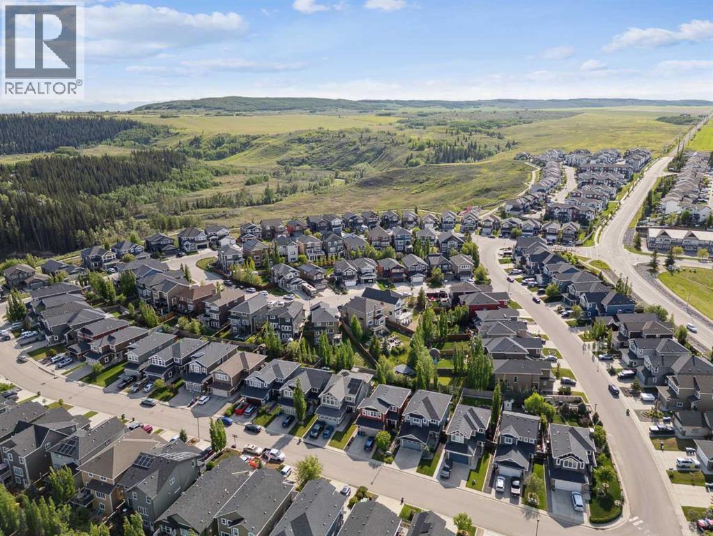 24 Jumping Pound Link, Cochrane, Alberta  T4C 0K4 - Photo 5 - A2239737