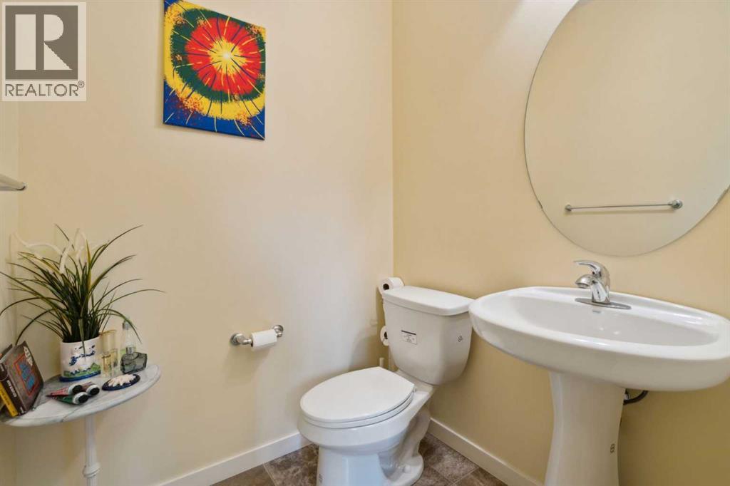 24 Jumping Pound Link, Cochrane, Alberta  T4C 0K4 - Photo 17 - A2239737