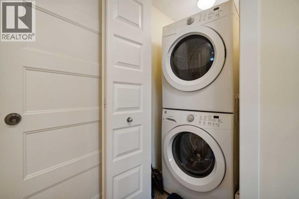 24 Jumping Pound Link, Cochrane, Alberta  T4C 0K4 - Photo 34 - A2239737