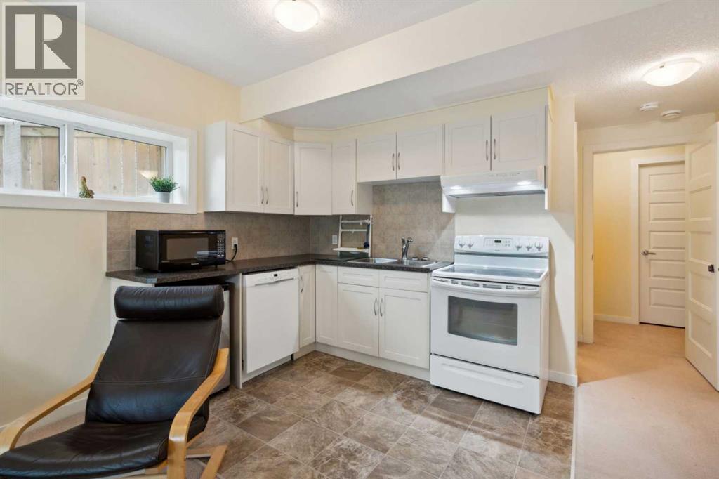 24 Jumping Pound Link, Cochrane, Alberta  T4C 0K4 - Photo 29 - A2239737