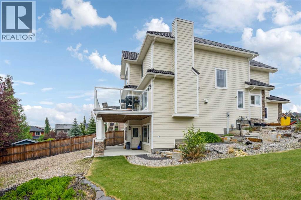 24 Jumping Pound Link, Cochrane, Alberta  T4C 0K4 - Photo 35 - A2239737