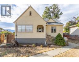 1027 Government Street, penticton, British Columbia