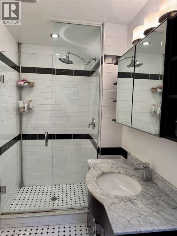 1257 Mccraney Street E, Oakville, Ontario  L6H 3A3 - Photo 10 - 40780578
