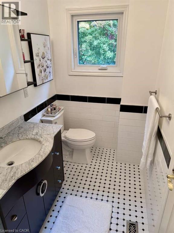 1257 Mccraney Street E, Oakville, Ontario  L6H 3A3 - Photo 9 - 40780578