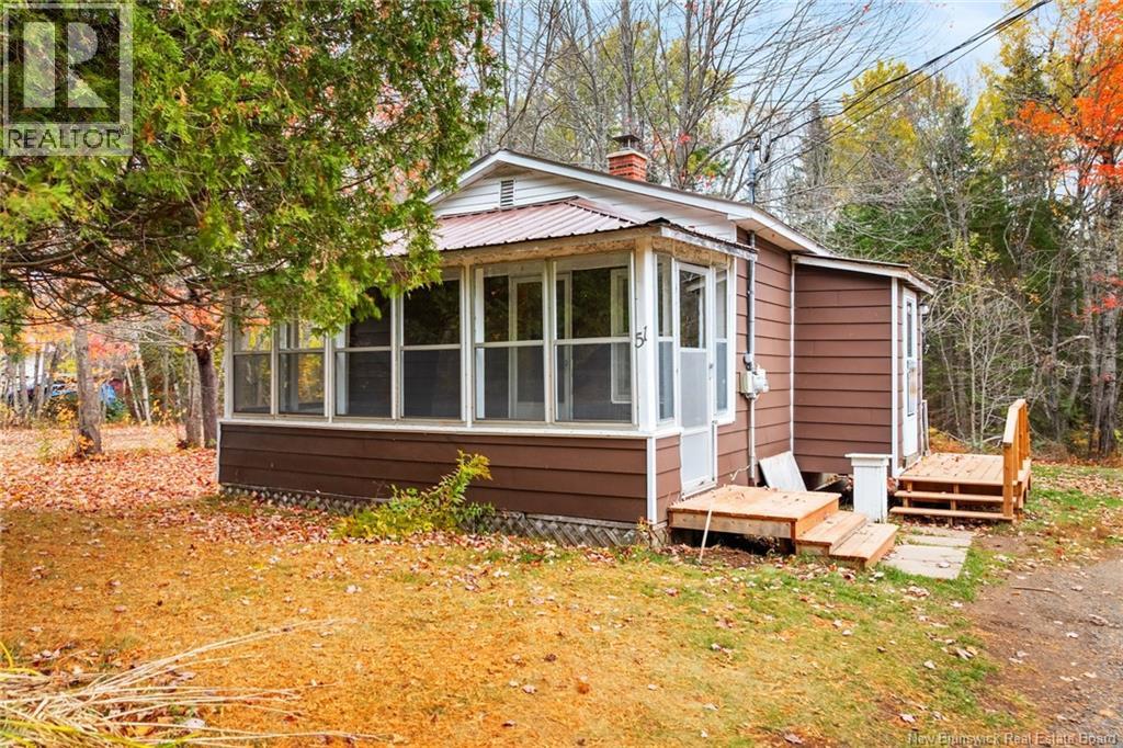 51 Dufferin Road, Chipman, New Brunswick  E4A 3X3 - Photo 1 - NB128730