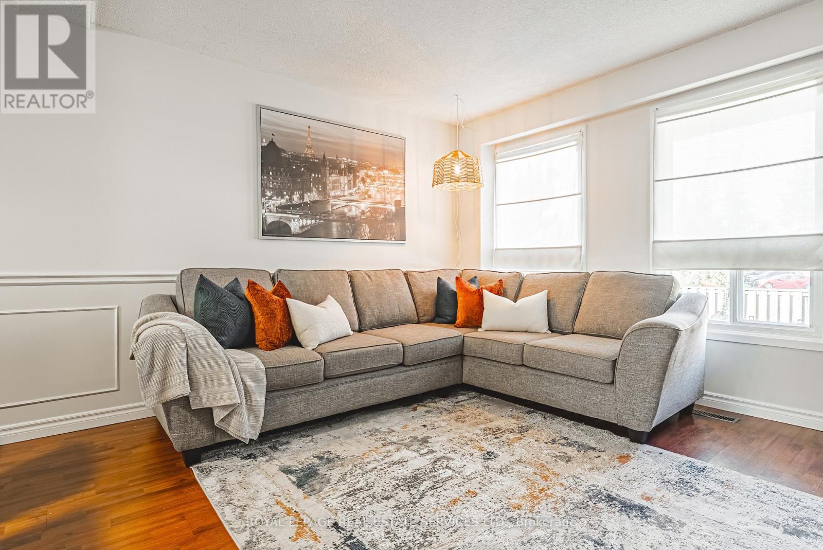 27 Melanie Crescent, Hamilton, Ontario  L0R 2H0 - Photo 7 - X12471406