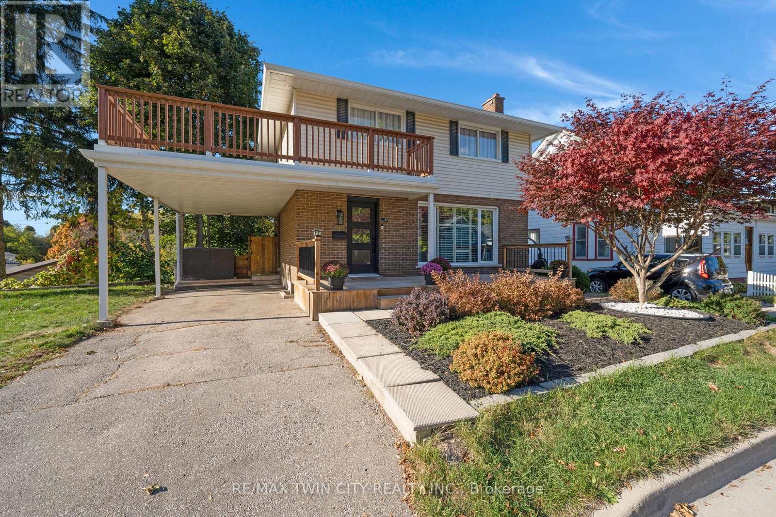 49 BERGEY STREET, Cambridge, Ontario