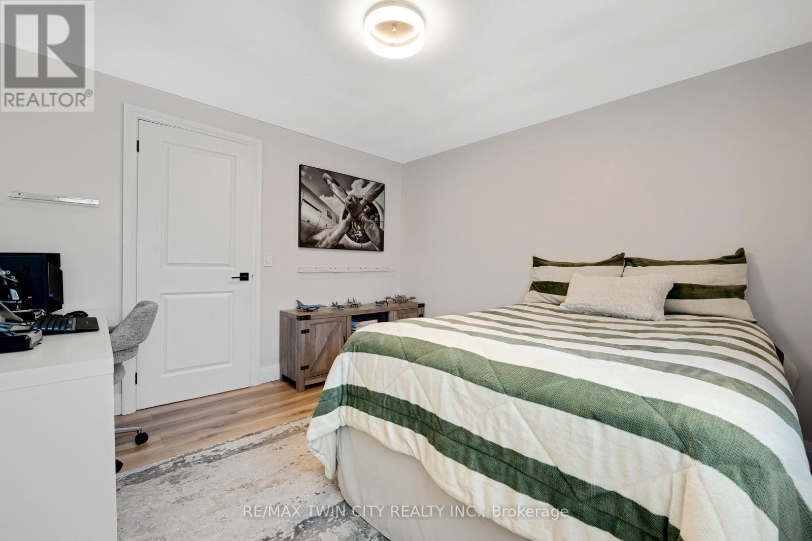 49 Bergey Street, Cambridge, Ontario  N3C 1P7 - Photo 18 - X12471413