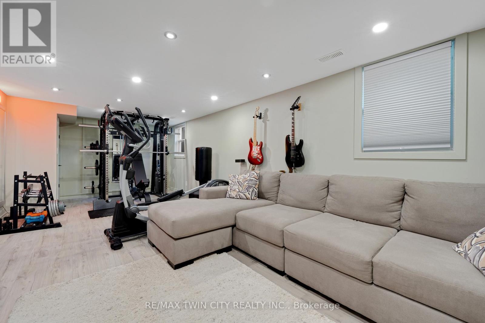 49 Bergey Street, Cambridge, Ontario  N3C 1P7 - Photo 30 - X12471413