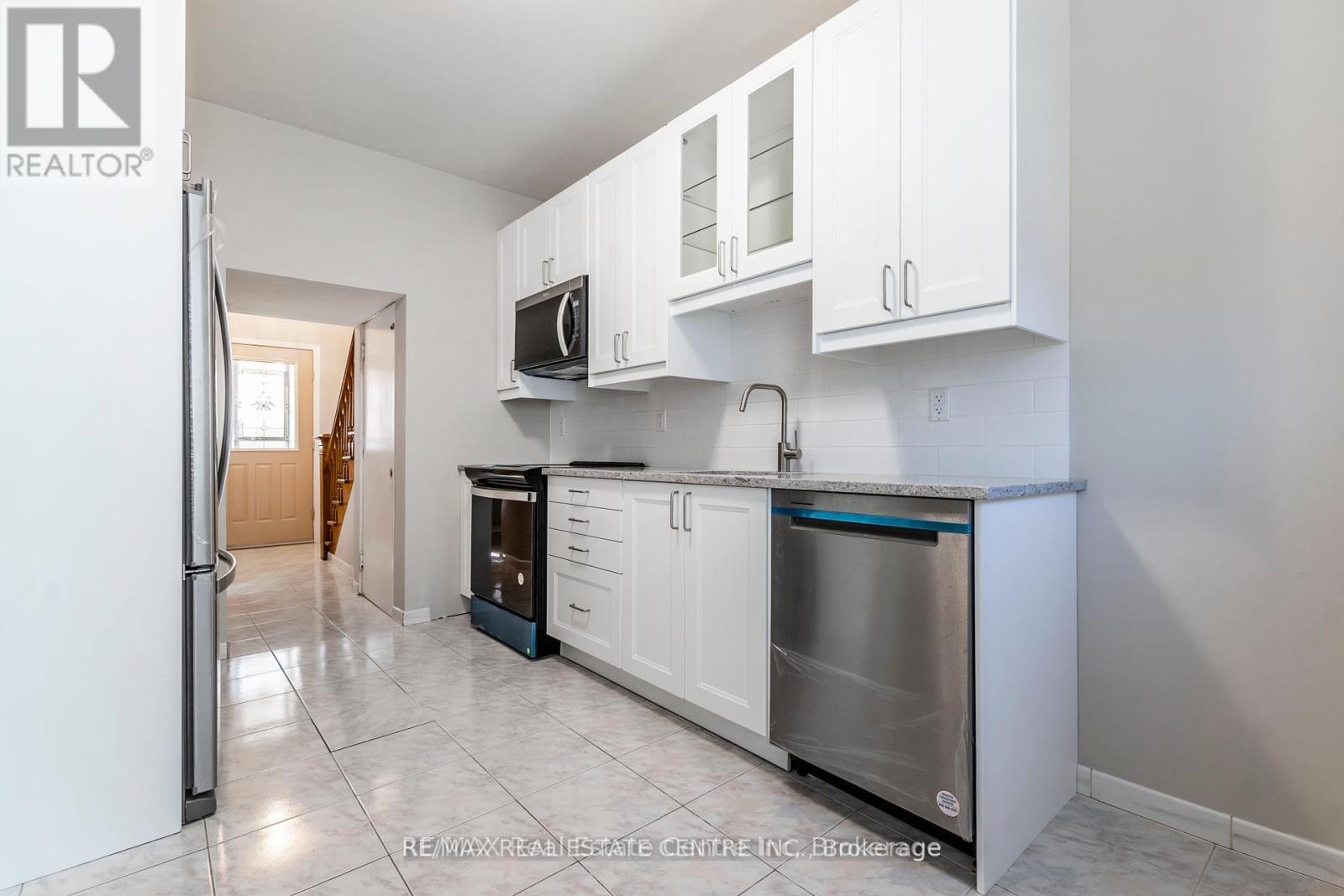 40 Greig Street, Hamilton, Ontario  L8R 2W7 - Photo 28 - X12471442