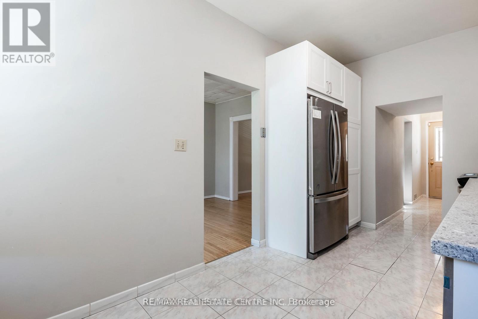 40 Greig Street, Hamilton, Ontario  L8R 2W7 - Photo 29 - X12471442