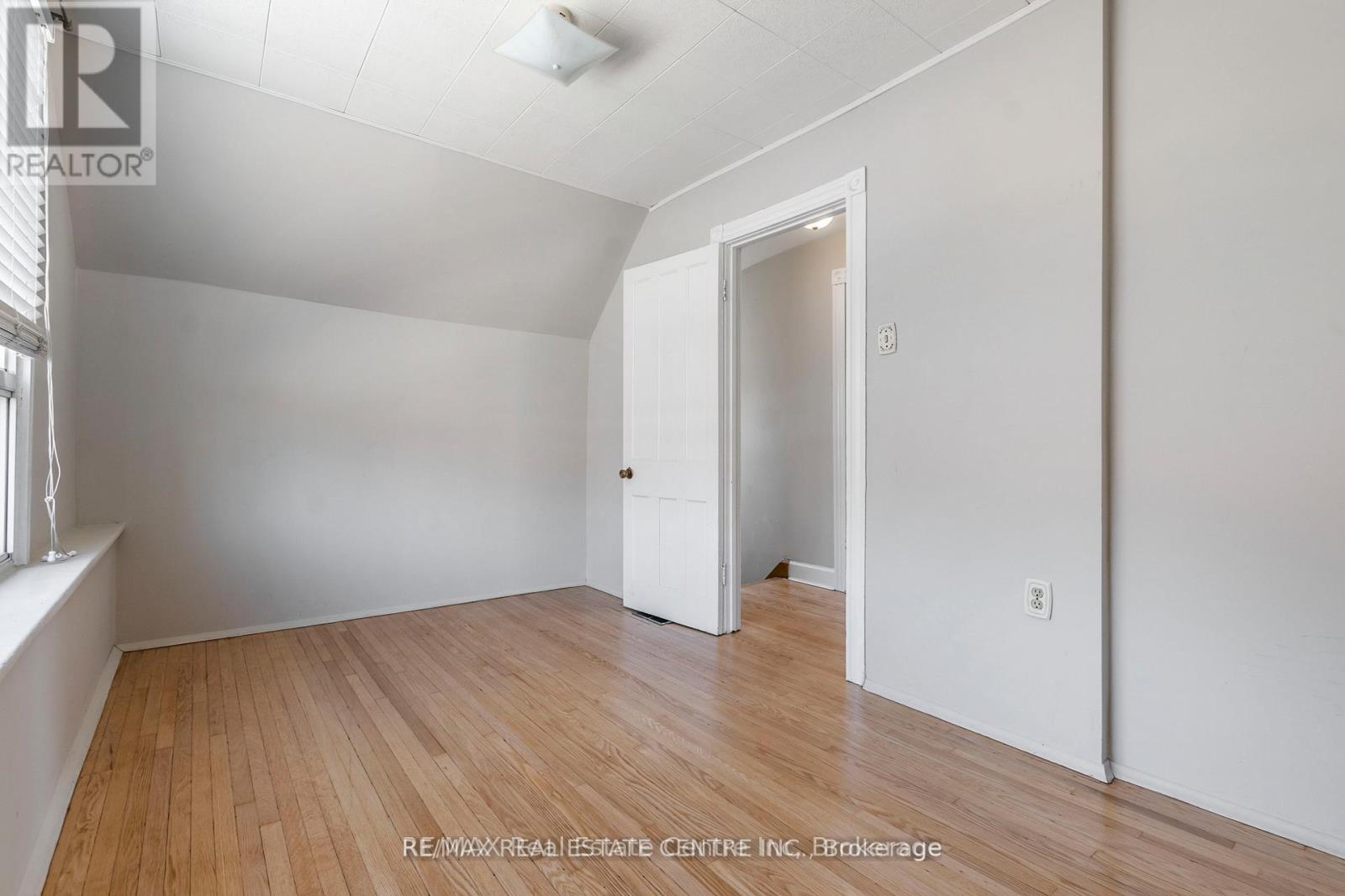40 Greig Street, Hamilton, Ontario  L8R 2W7 - Photo 38 - X12471442