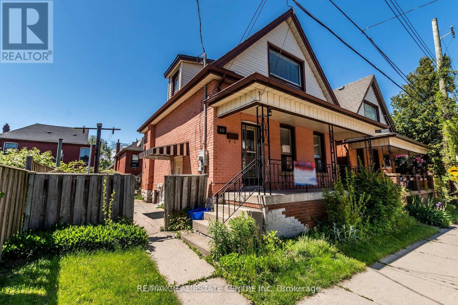 40 Greig Street, Hamilton, Ontario  L8R 2W7 - Photo 4 - X12471442