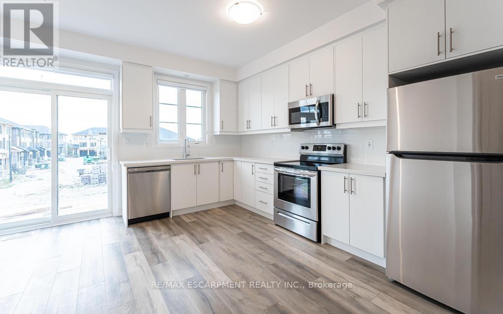 5 - 120 Court Drive, Brant, Ontario  N3L 0N2 - Photo 8 - X12471449
