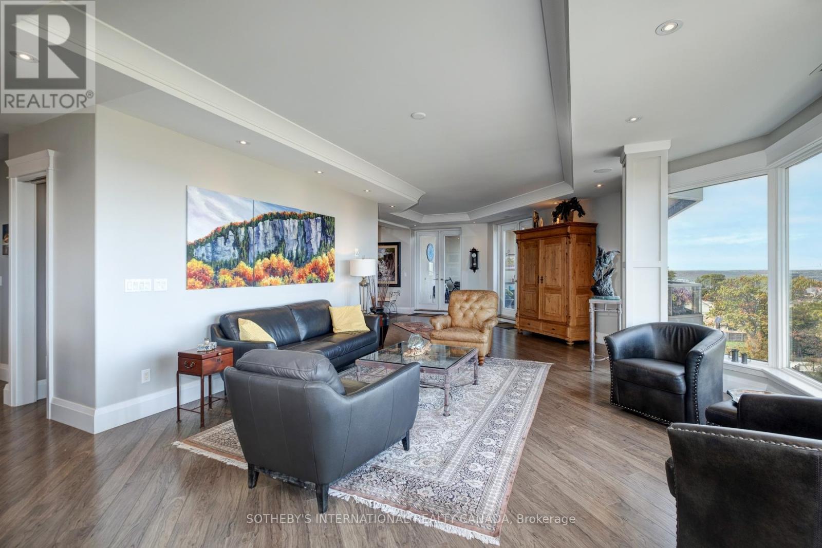 5e - 174 Mountain Park Avenue, Hamilton, Ontario  L8V 1A1 - Photo 11 - X12471452