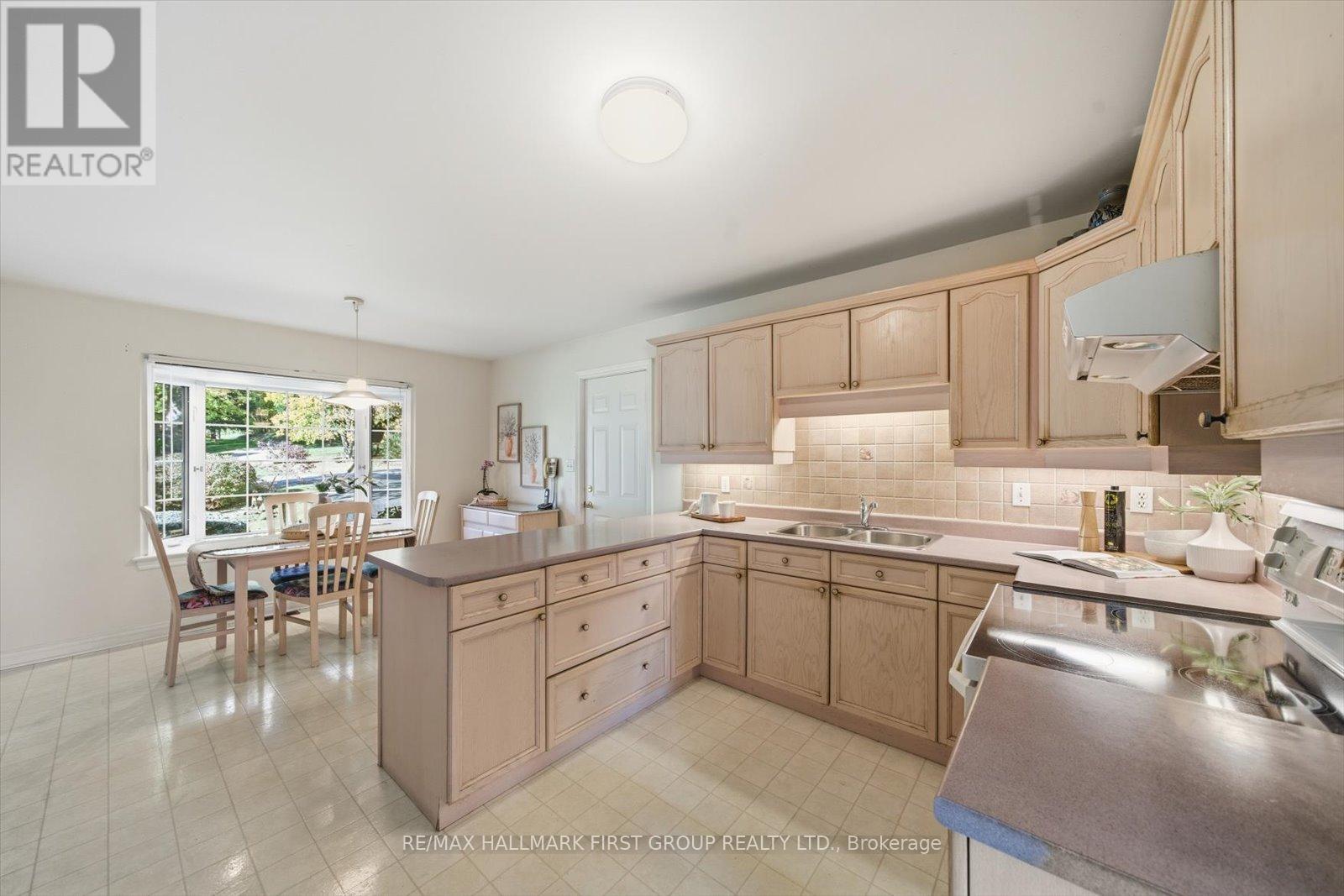 4 Sunrise Court, Hamilton Township, Ontario  K9A 4J7 - Photo 12 - X12471495