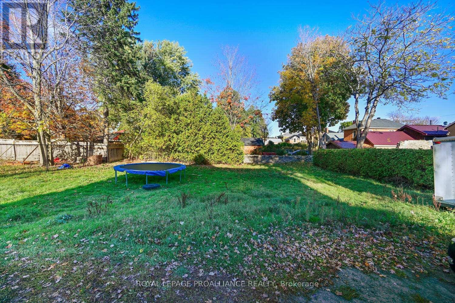 454 Edward Street S, Prescott, Ontario  K0E 1T0 - Photo 4 - X12471554