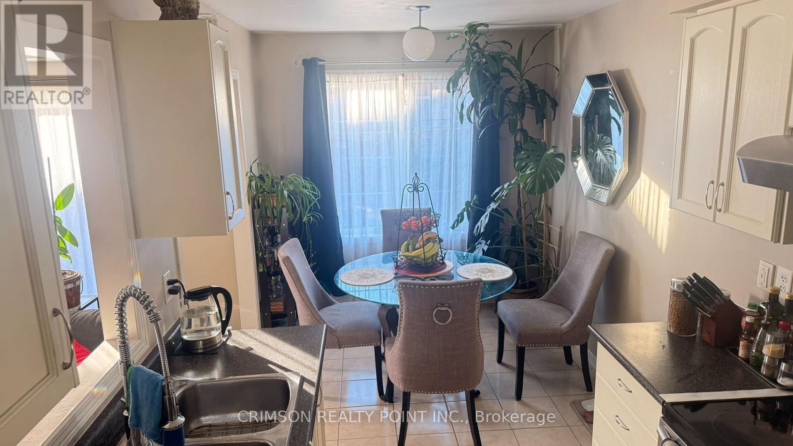 1381 Brandon Terrace, Milton, Ontario  L9T 7R4 - Photo 11 - W12470974