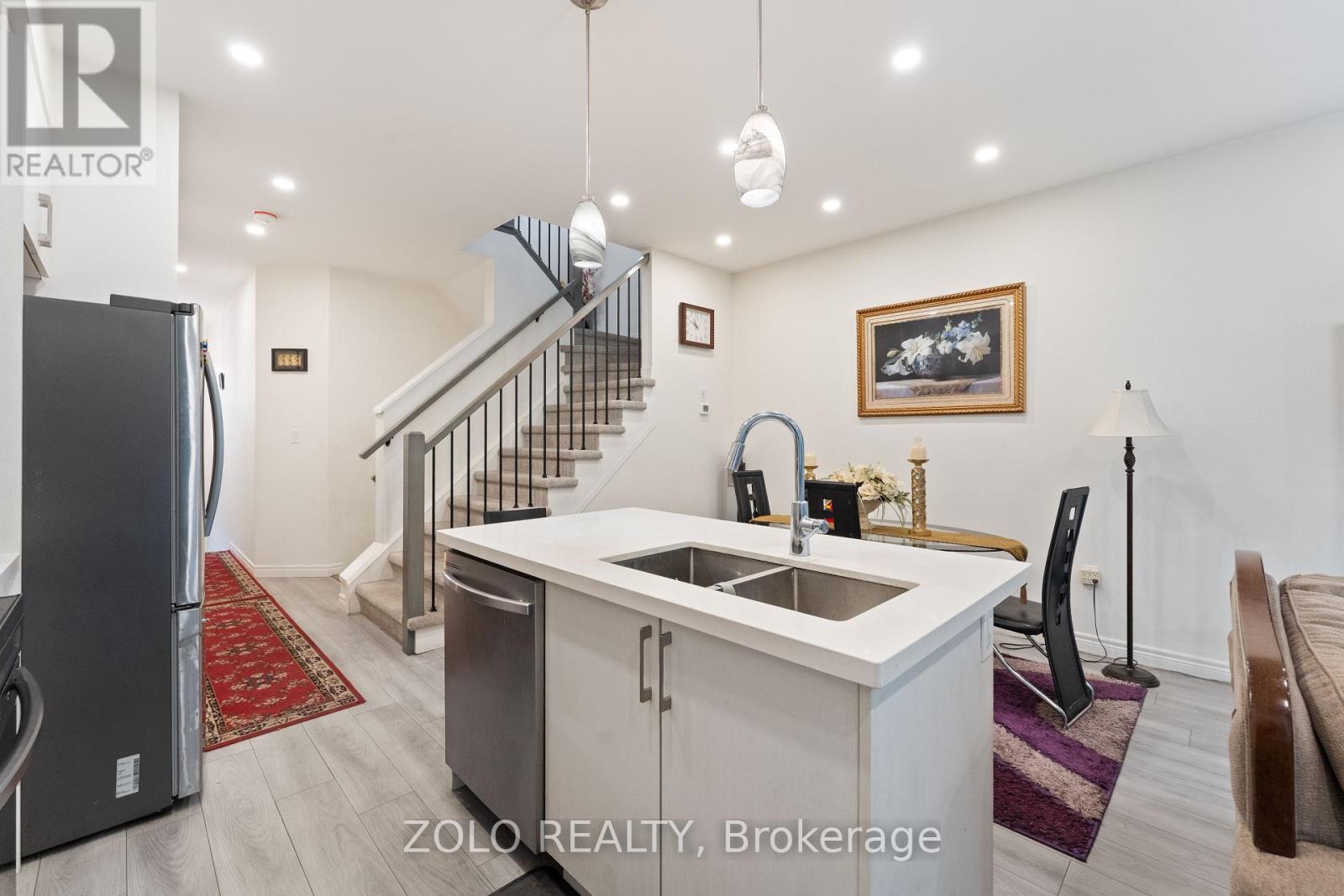 535 Quebec Street, Hamilton, Ontario  L8H 6V3 - Photo 12 - X12463157