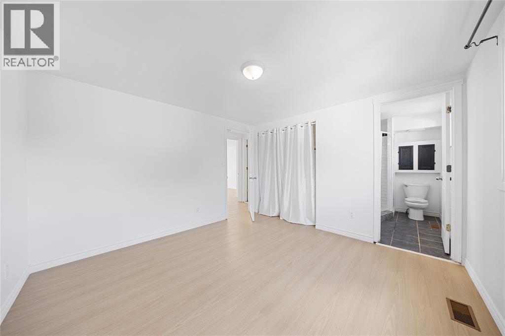 1345 Wiltshire Drive, Sarnia, Ontario  N7S 4P3 - Photo 17 - 25026454