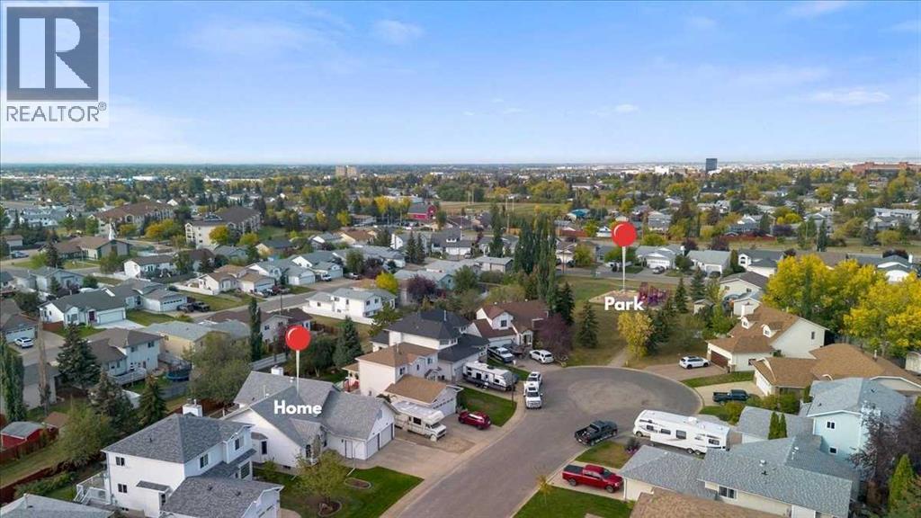 Property at 9055 106 Avenue image 2